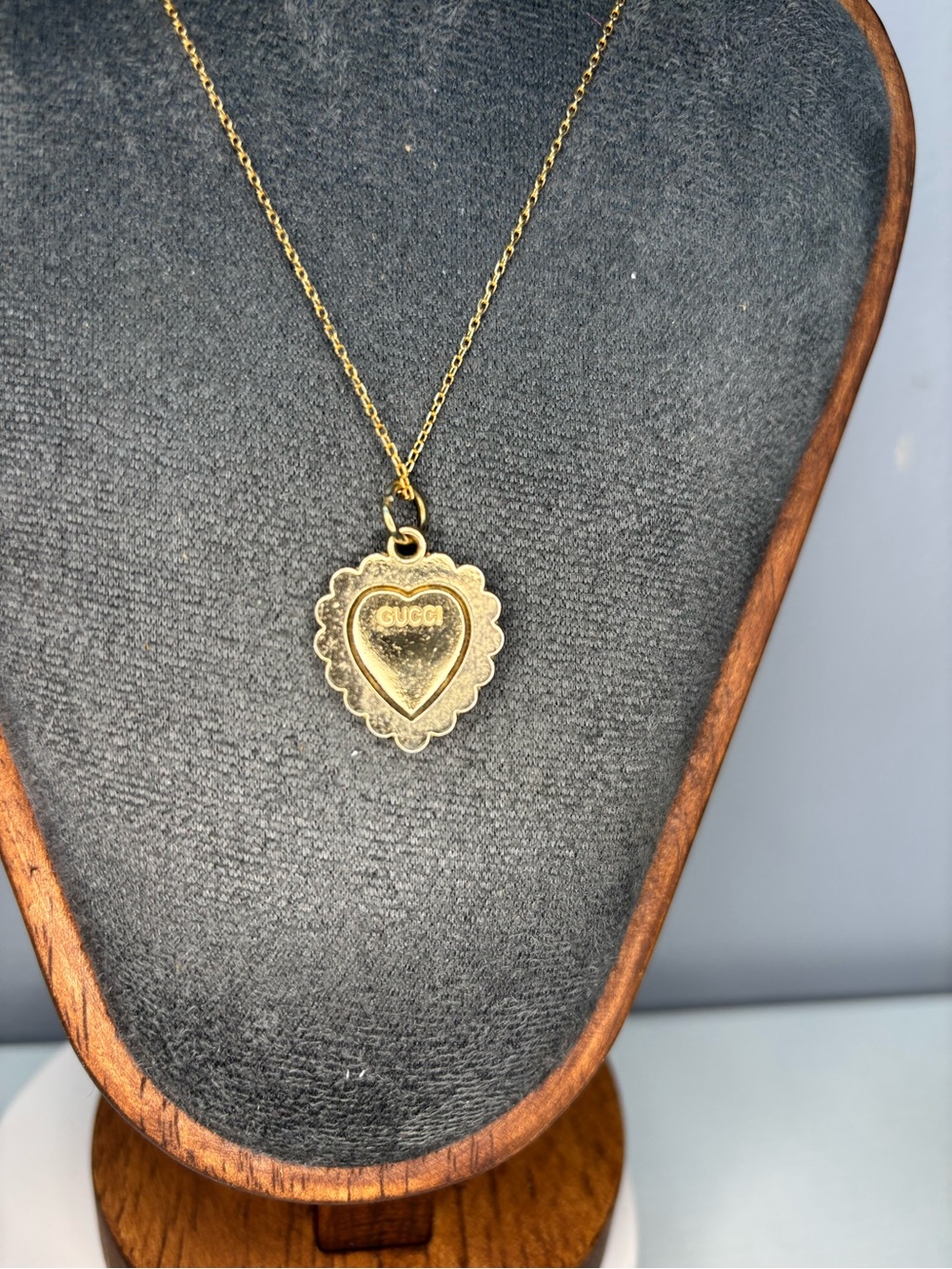 Gucci Gold & Crystal GG Heart Pendant Necklace - Picture 9 of 11
